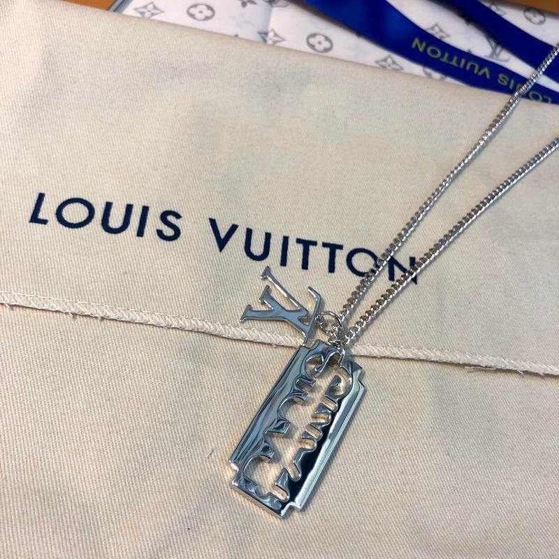 LV Necklaces 119